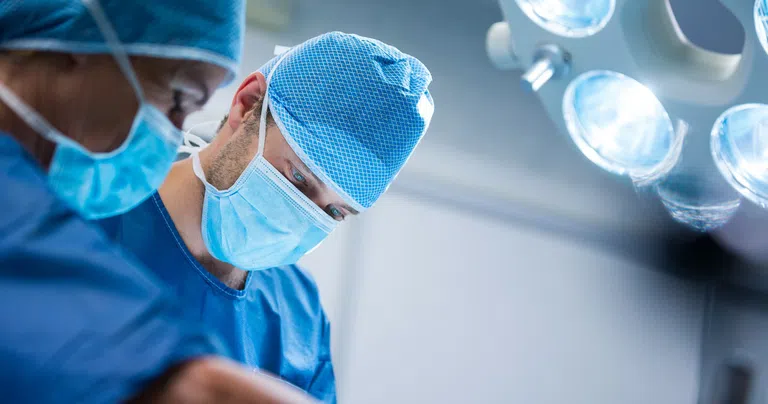 Ubezpieczenie na wypadek poddania się operacji chirurgicznej